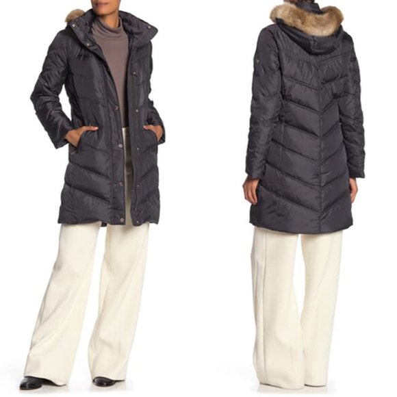 MICHAEL Michael Kors Jackets & Blazers - Michael Kors Missy 3/4 Down Faux Fur Trim Jacket